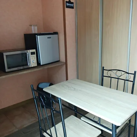 ベッド・アンド・ブレックファスト La Farfelue